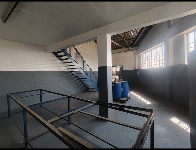 778M² WAREHOUSE TO LET IN STEELEDALE